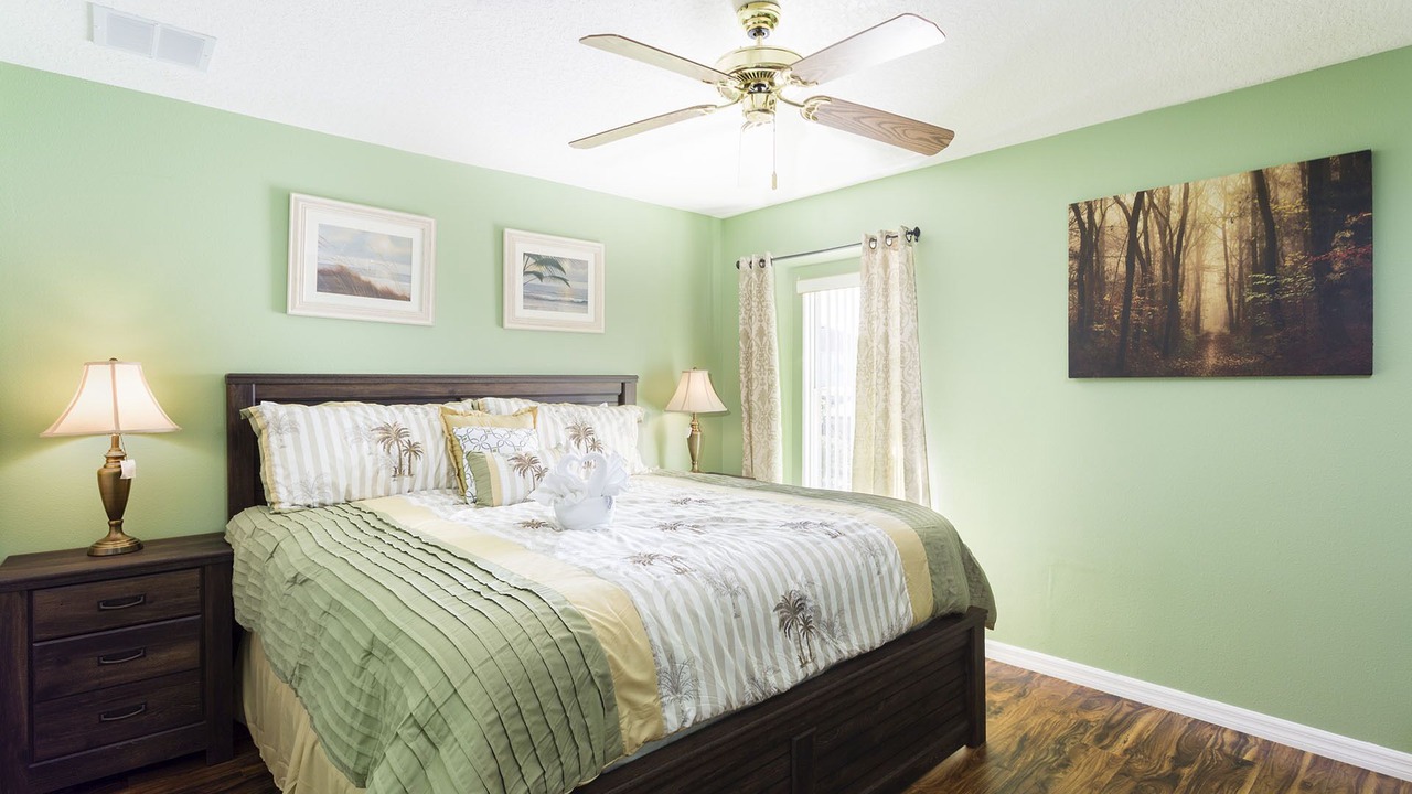 Photo of Bedroom in Windwood Bay