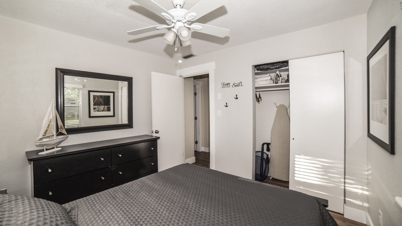 Photo of Bedroom in Clearwater