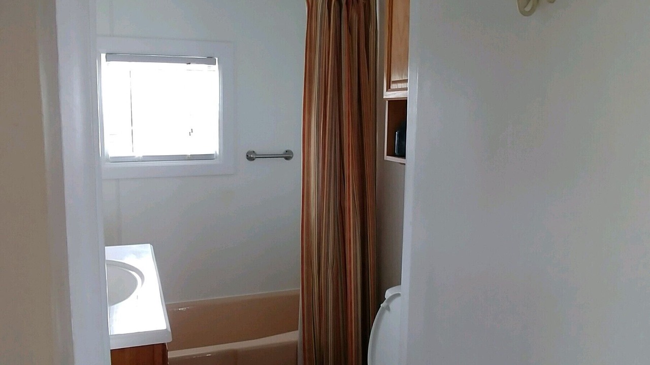 Photo of Bathroom in Chokoloskee