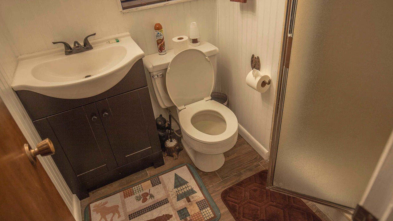 Photo of Bathroom in Brooksville