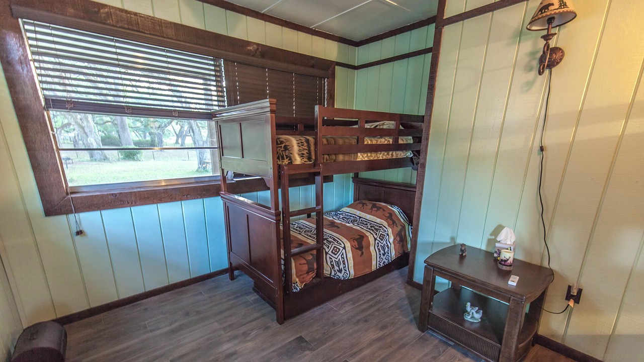 Photo of Bedroom in Brooksville