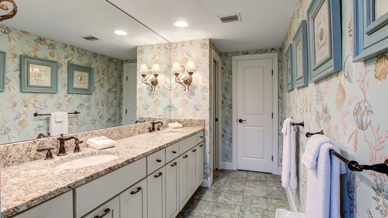 Photo of Bathroom in Fernandina Beach