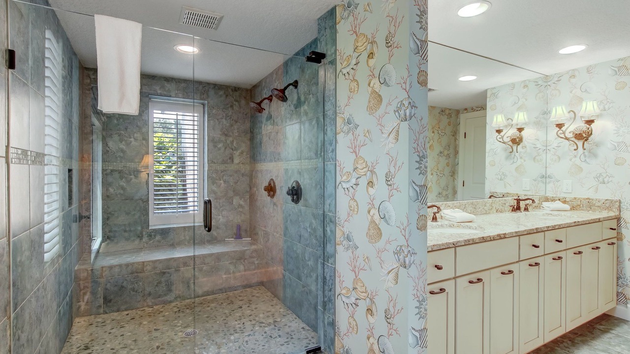 Photo of Bathroom in Fernandina Beach