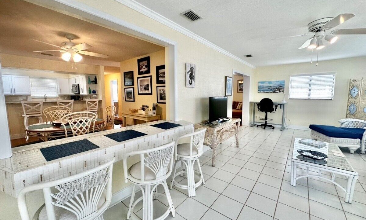 Photo of Bedroom in Ponce Inlet