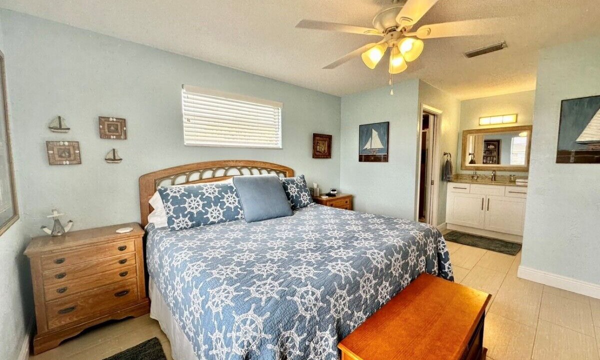 Photo of Bedroom in Ponce Inlet