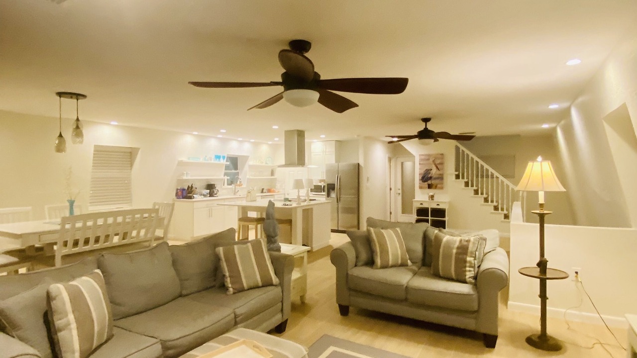 Photo of Livingroom in Saint James City