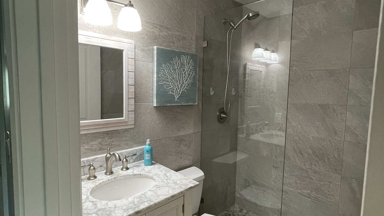 Photo of Bathroom in Naples Park