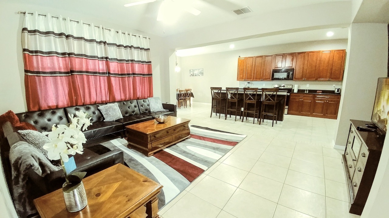 Photo of Livingroom in Legacy Park