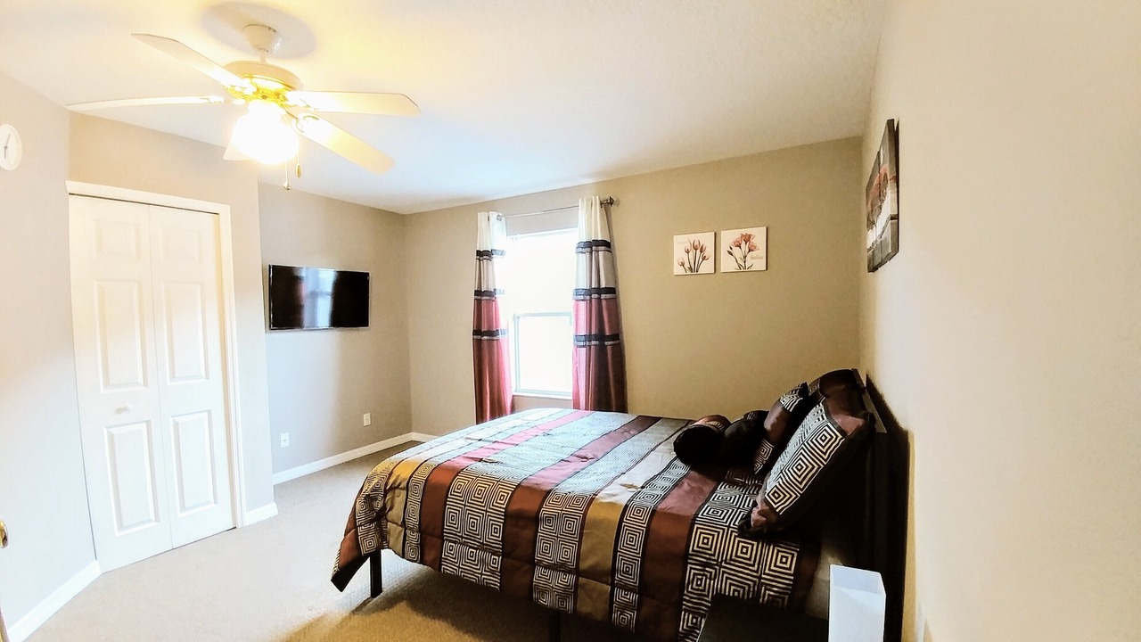 Photo of Bedroom in Legacy Park