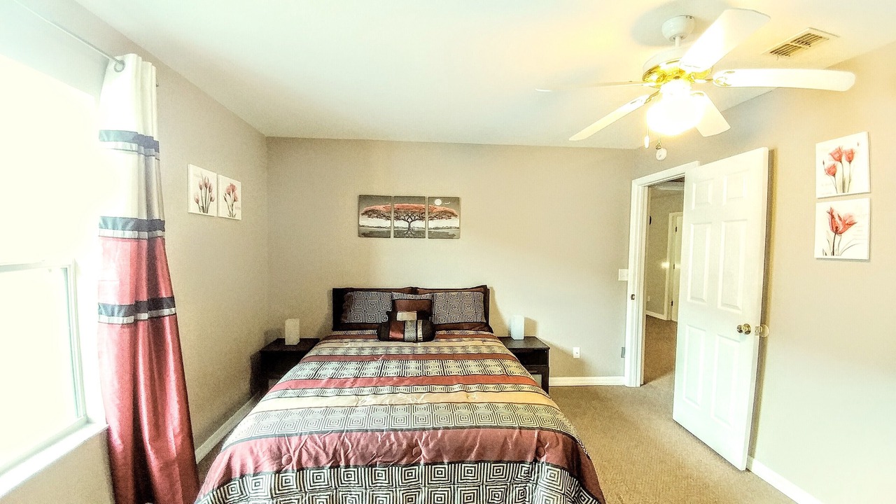 Photo of Bedroom in Legacy Park