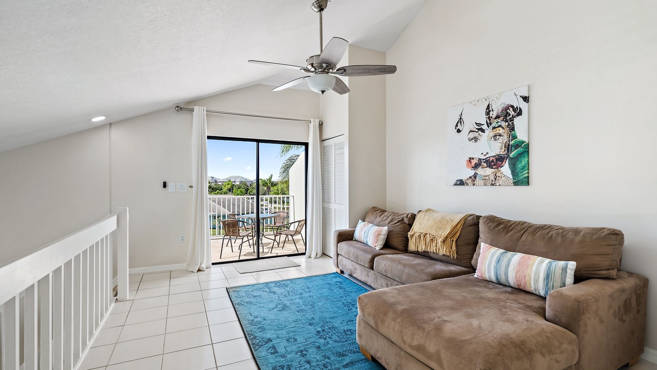 Photo of Livingroom in Bella Vista