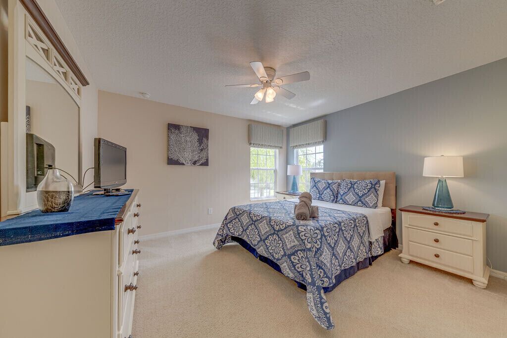 Photo of Bedroom in Watersong