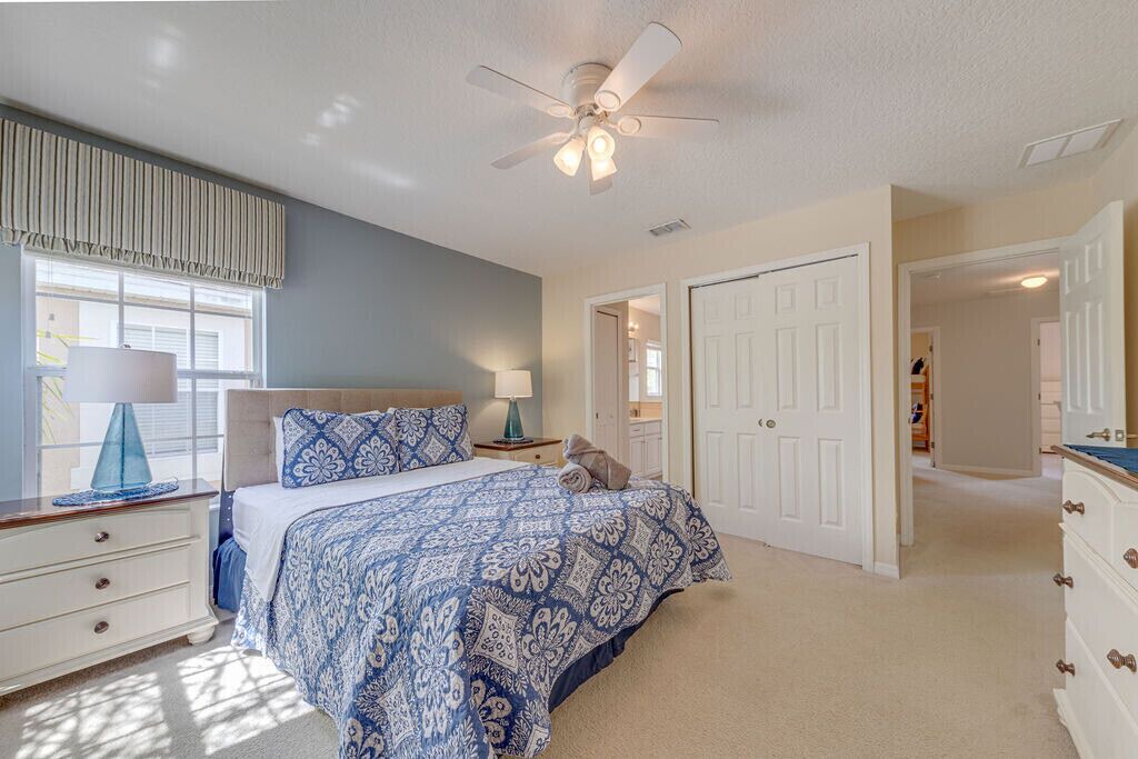 Photo of Bedroom in Watersong