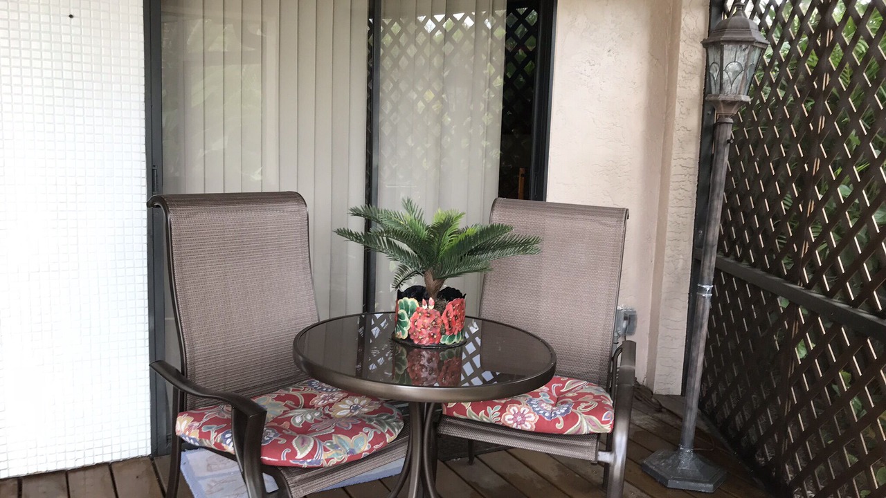 Photo of Outdoor in Pelican