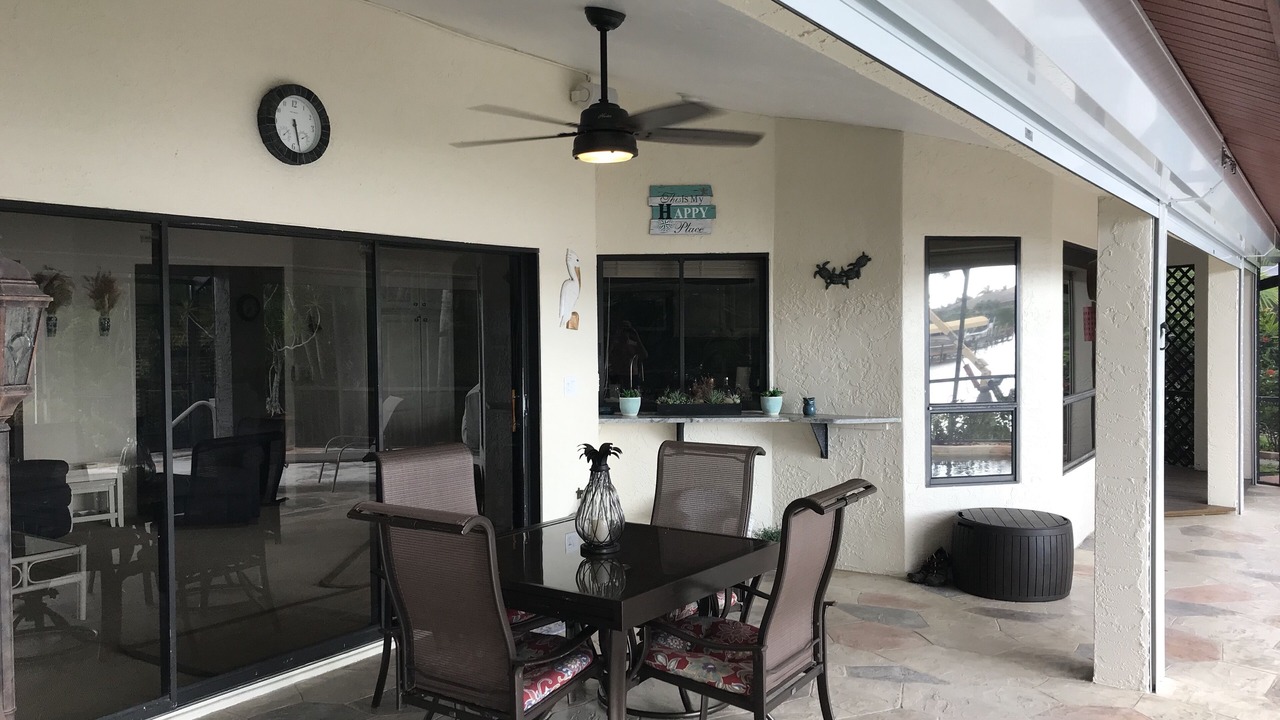 Photo of Outdoor in Pelican