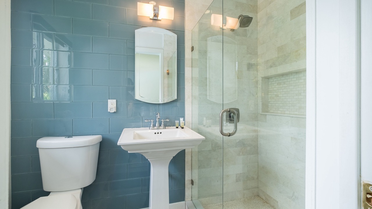 Photo of Bathroom in Wilton Manors