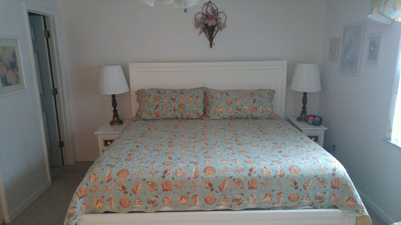Photo of Bedroom in Avon By The Sea