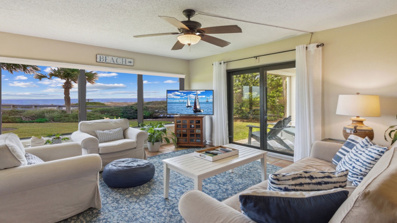 Photo of Livingroom in Amelia City