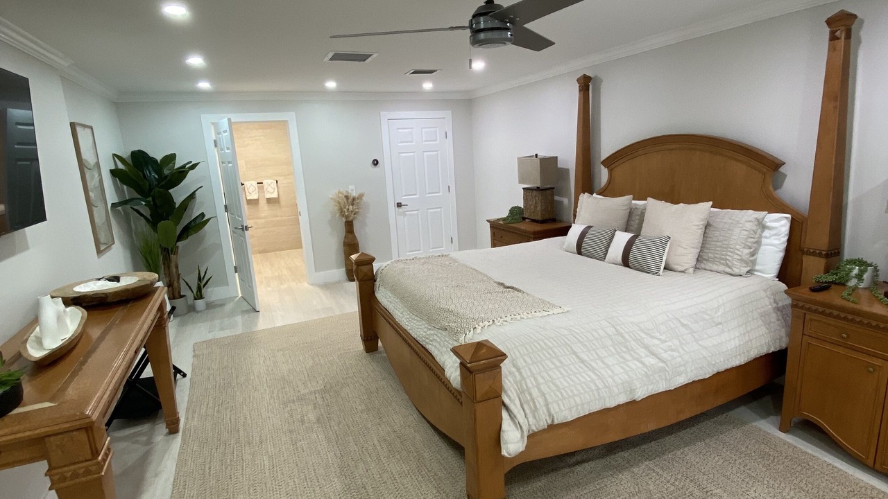 Photo of Bedroom in Caloosahatchee