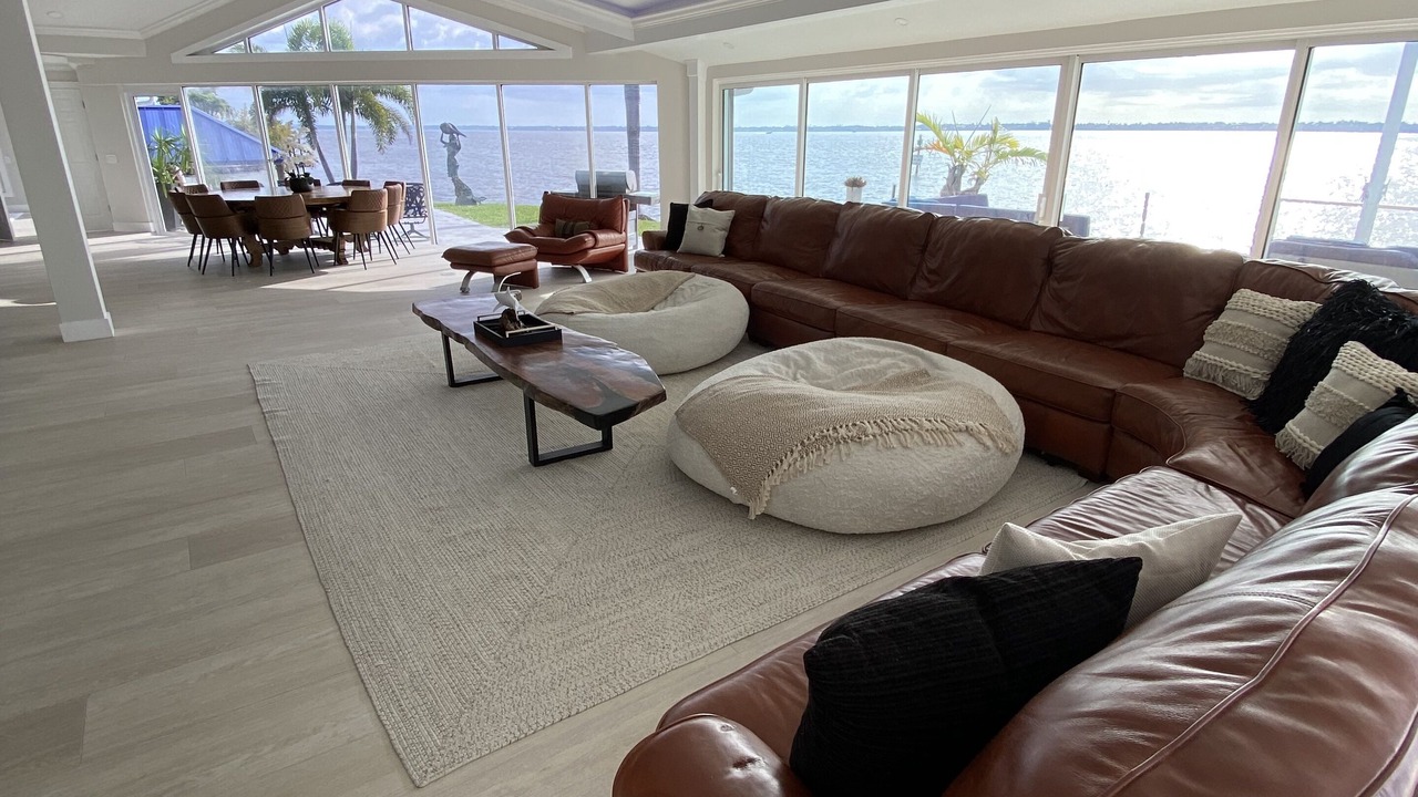 Photo of Livingroom in Caloosahatchee