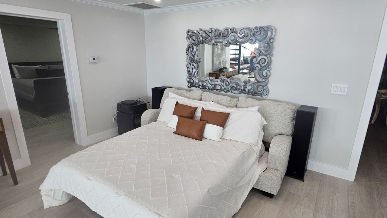Photo of Bedroom in Caloosahatchee