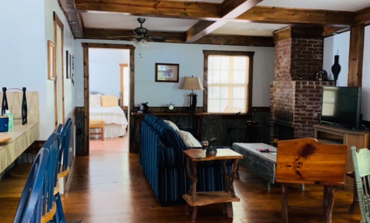 Photo of Livingroom in Floral City