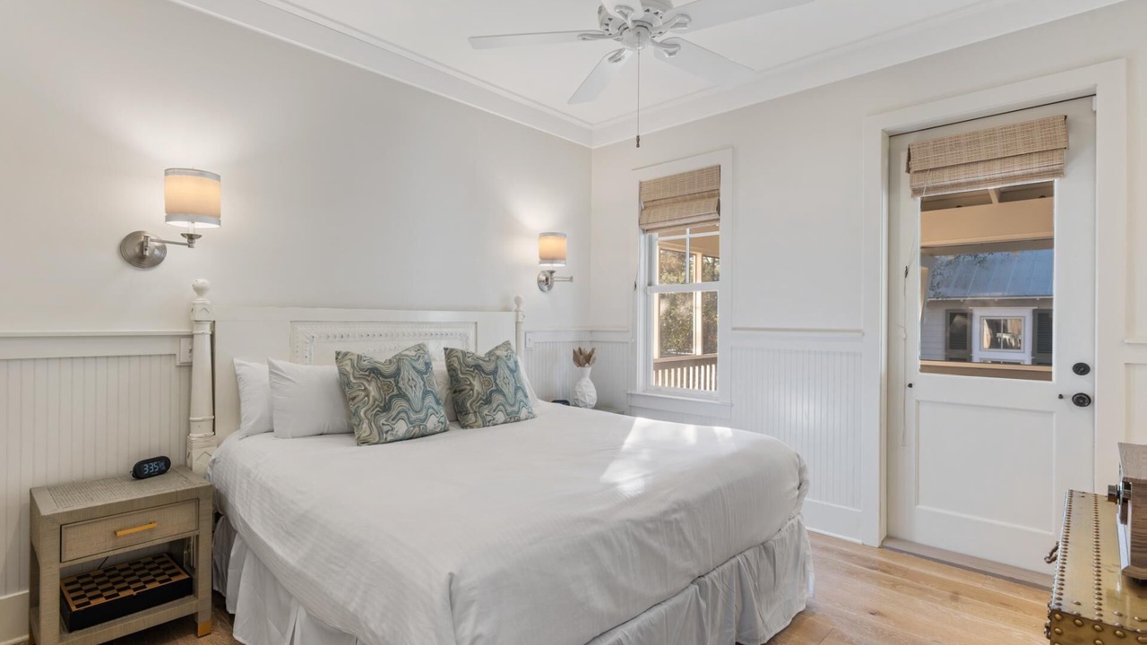 Photo of Bedroom in Cottage District