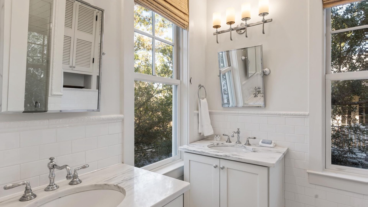 Photo of Bathroom in Cottage District
