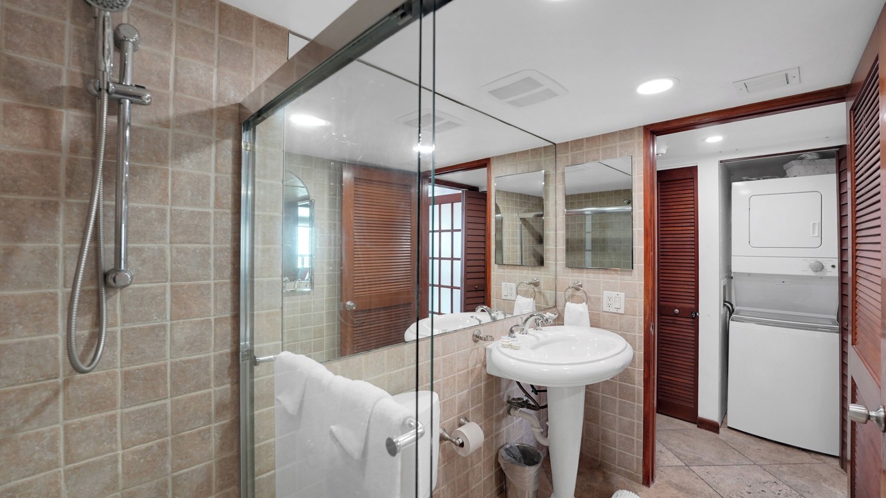 Photo of Bathroom in Downtown Miami