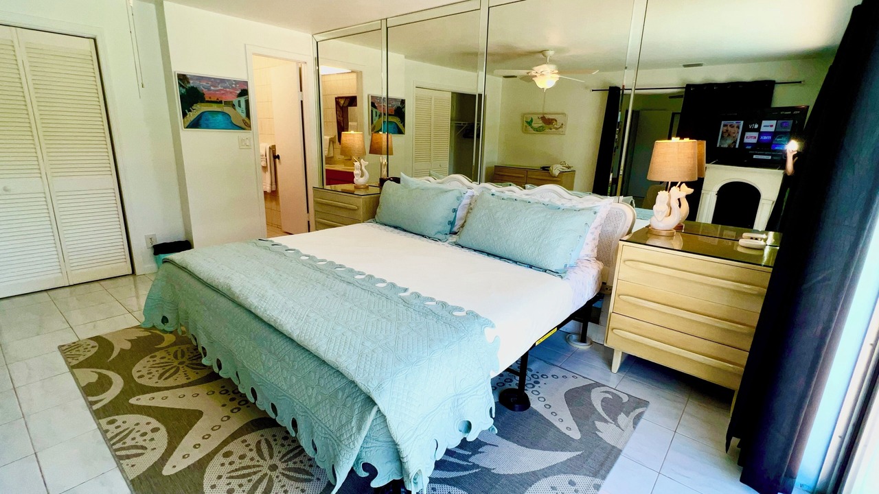Photo of Bedroom in Deerfield Beach