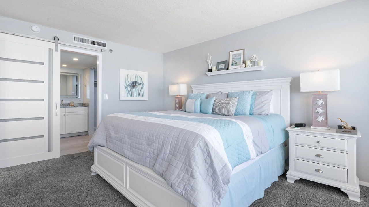 Photo of Bedroom in Ormond-by-the-Sea