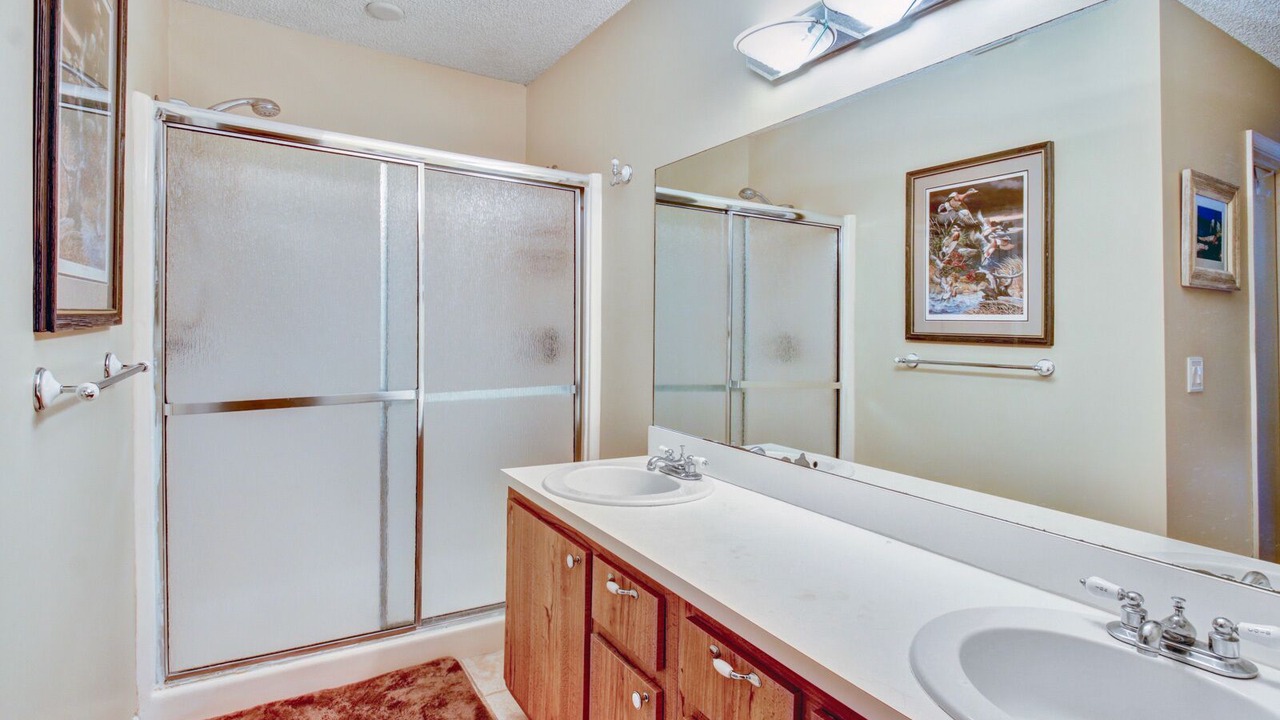 Photo of Bathroom in Jupiter One