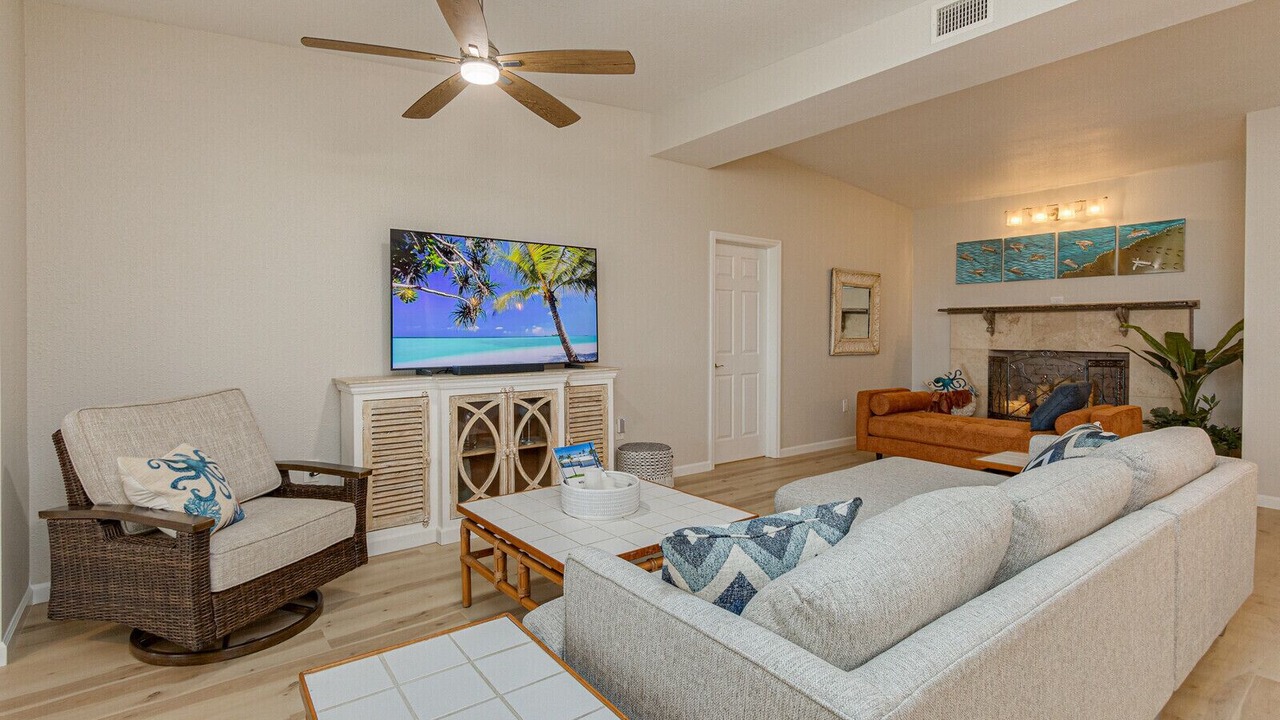 Photo of Livingroom in Cocoa Beach