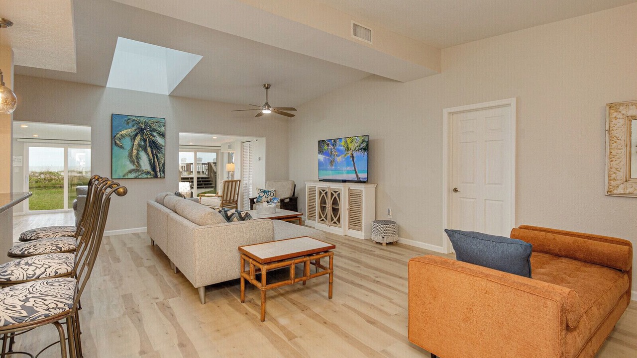 Photo of Livingroom in Cocoa Beach