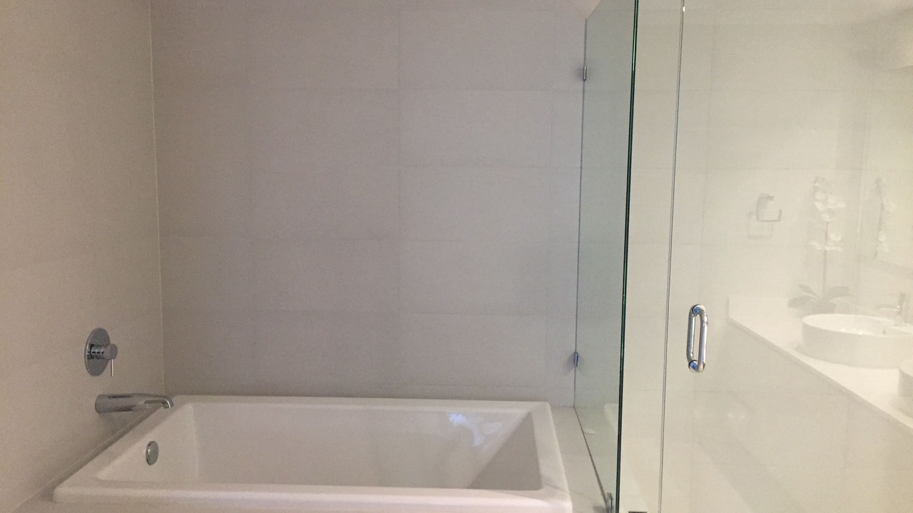 Photo of Bathroom in Hallandale Beach