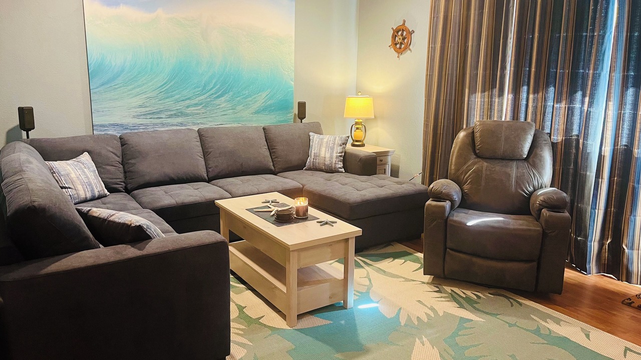 Photo of Livingroom in Bayview