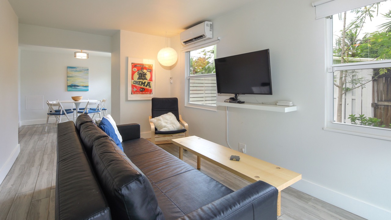 Photo of Livingroom in Harbordale