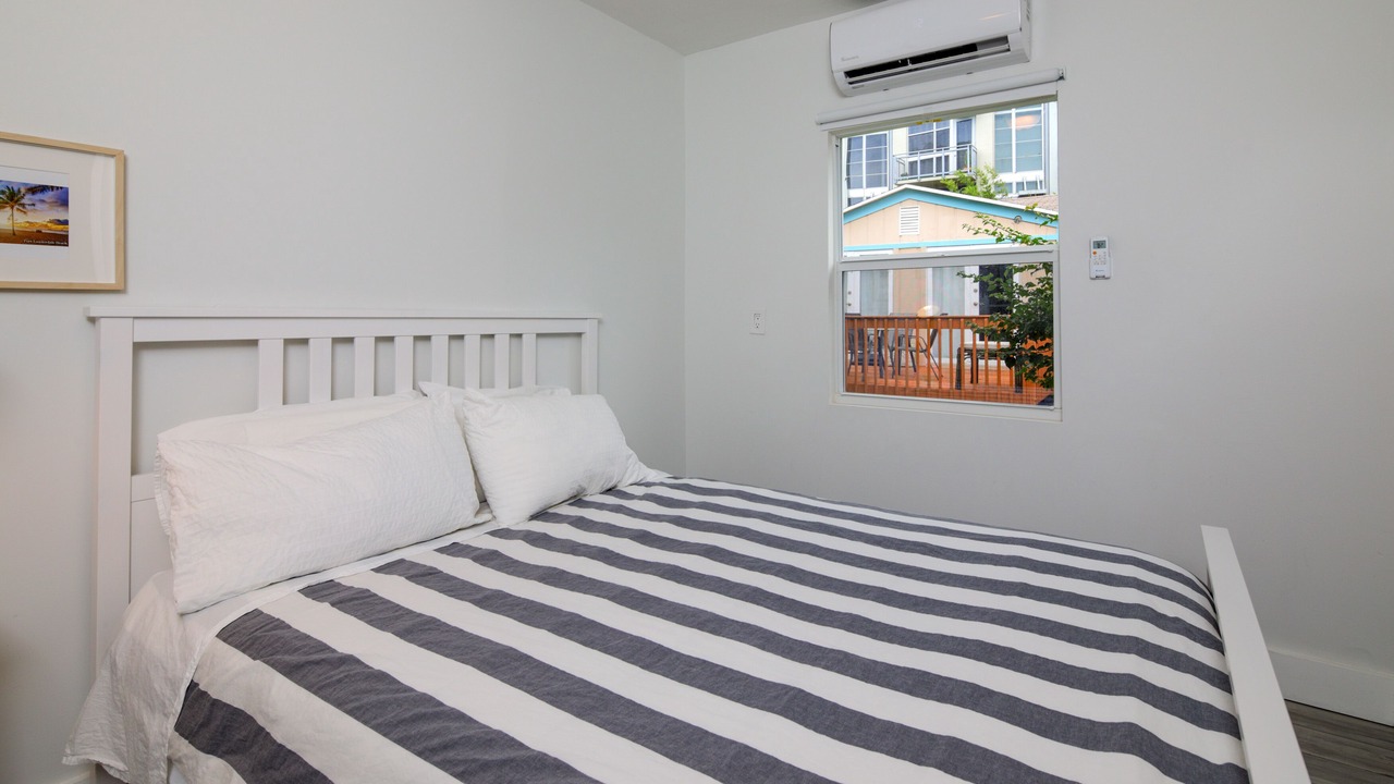 Photo of Bedroom in Harbordale