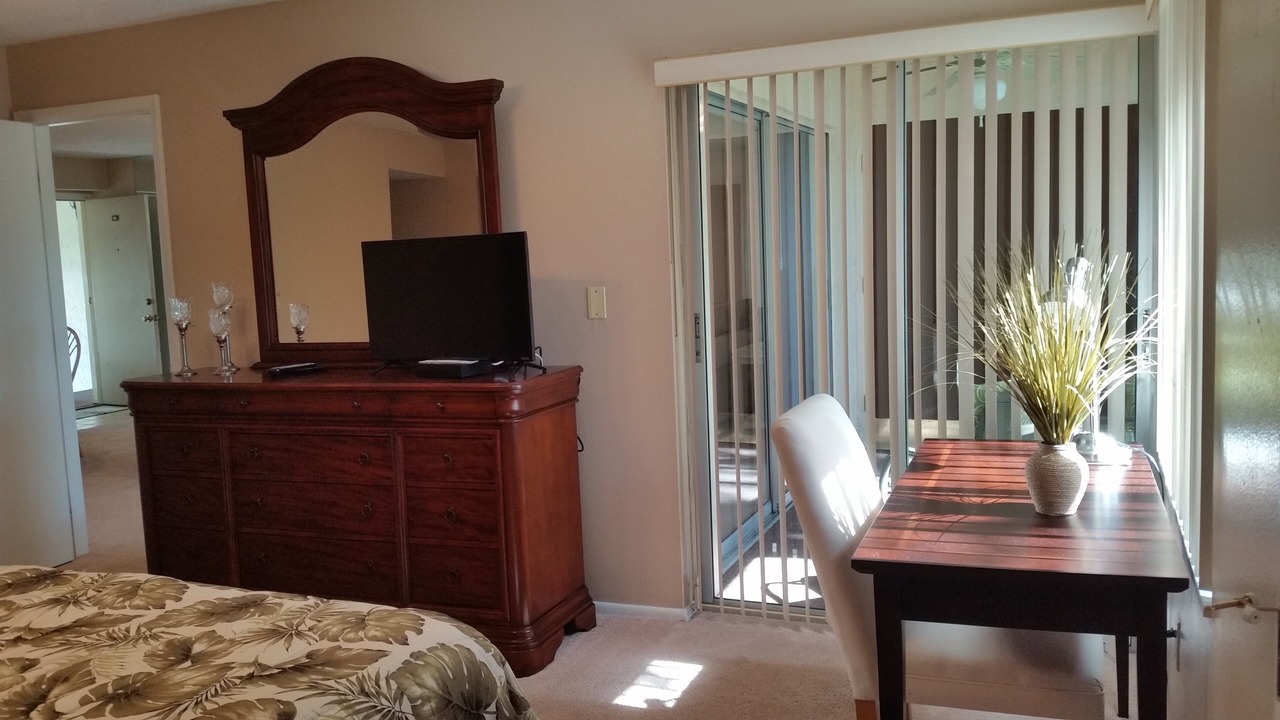 Photo of Bedroom in East Lake Woodlands