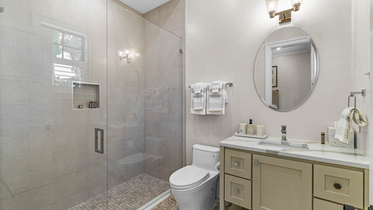 Photo of Bathroom in Lake Ida Shores