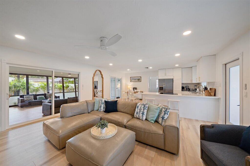 Photo of Livingroom in South Gate Ridge