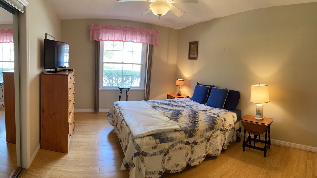 Photo of Bedroom in Spruce Creek