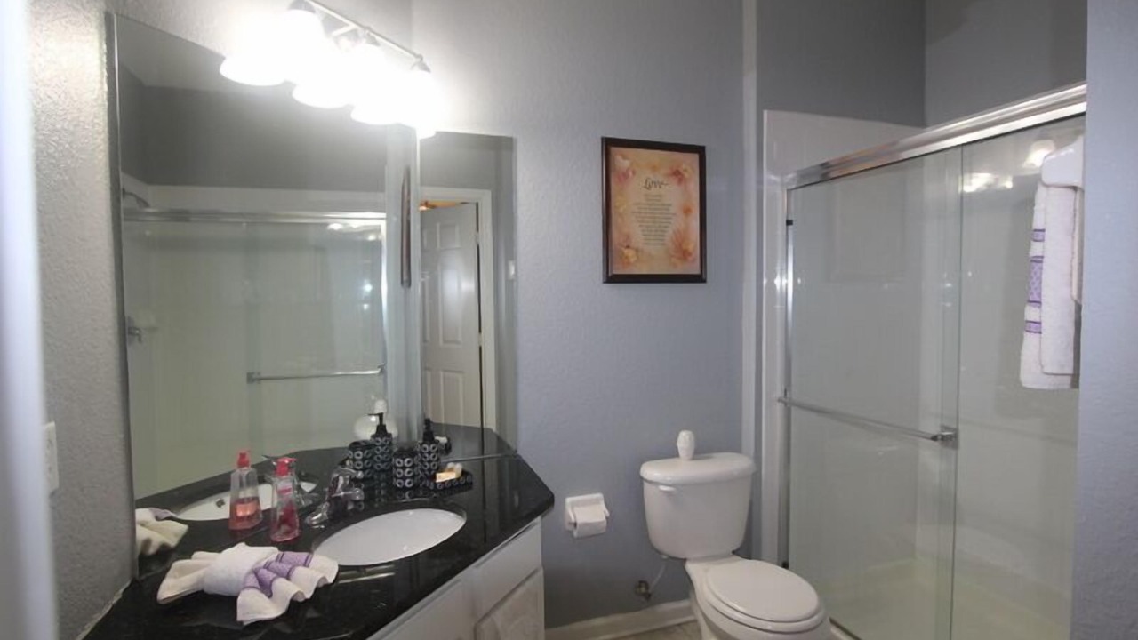 Photo of Bathroom in Windsor Hills