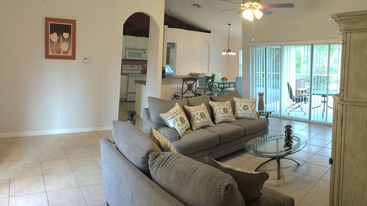 Photo of Livingroom in Pelican