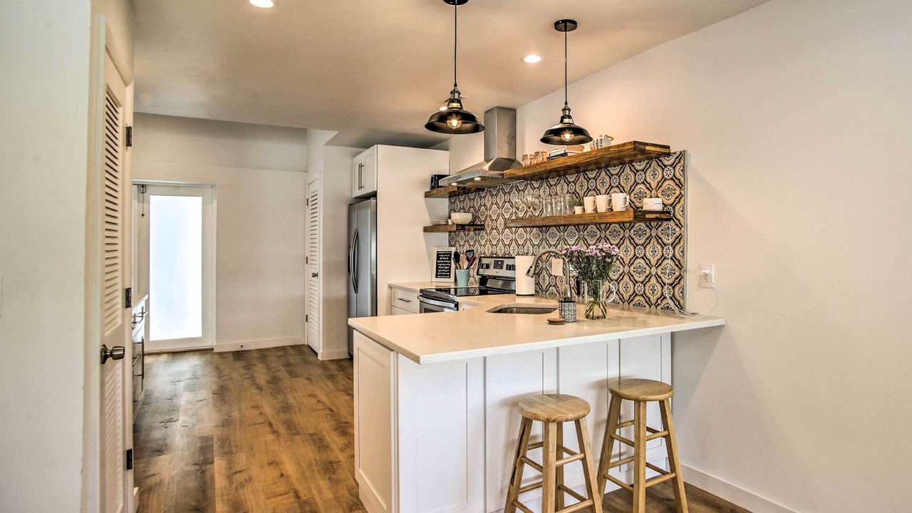 Photo of Kitchen in South Middle River