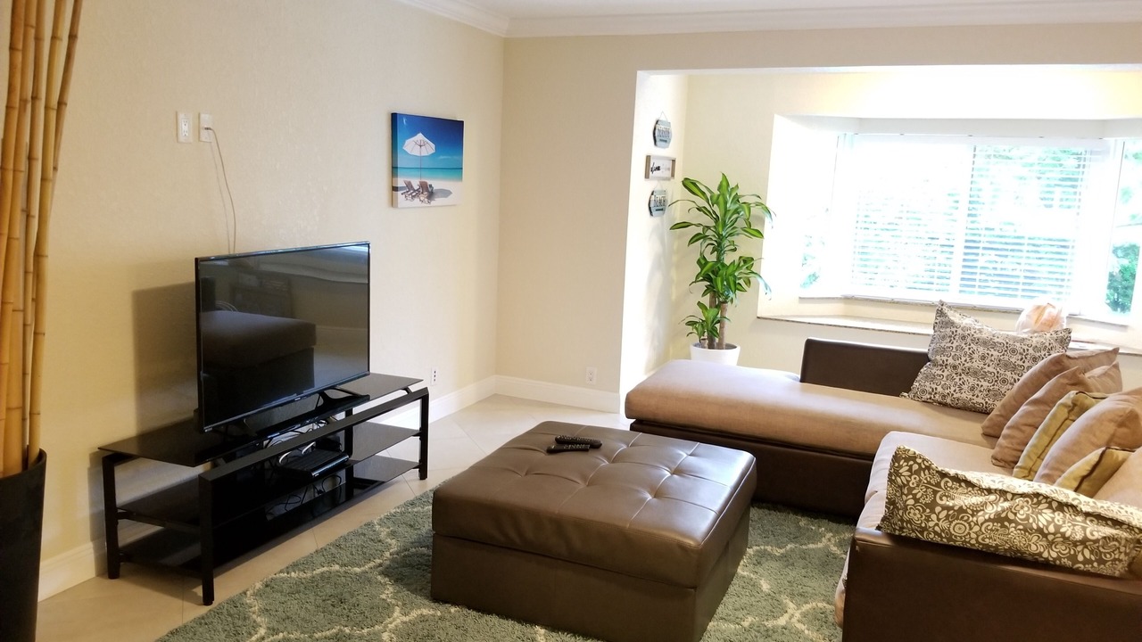 Photo of Livingroom in Lauderdale-by-the-Sea