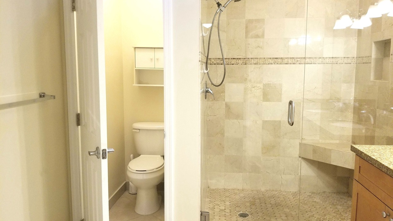 Photo of Bathroom in Lauderdale-by-the-Sea