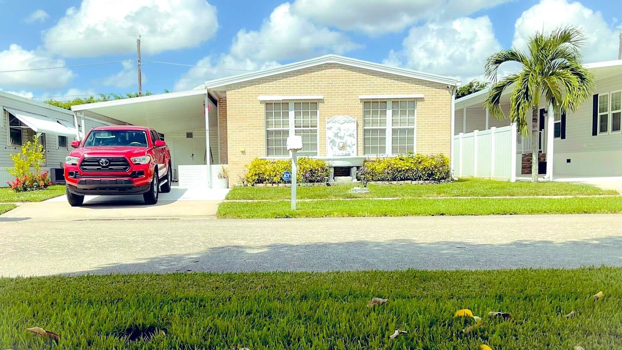 Photo of Outdoor in Boynton Beach