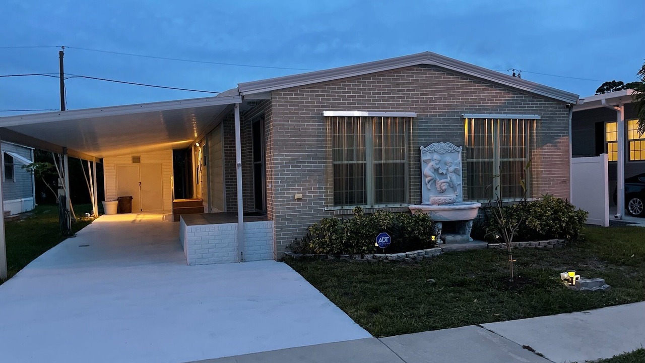 Photo of Outdoor in Boynton Beach