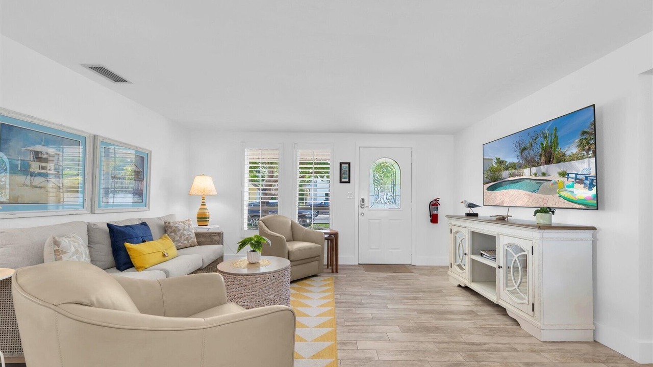 Photo of Livingroom in Anna Maria